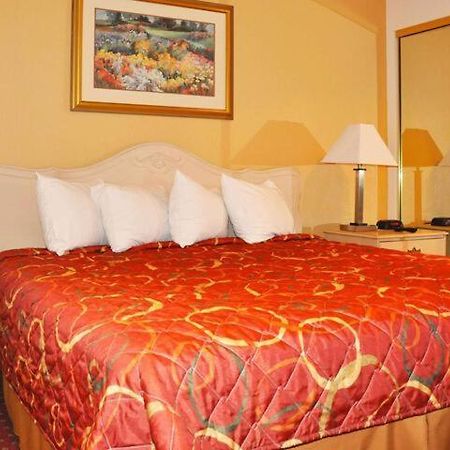 Avalon Inn 桑达斯基 外观 照片