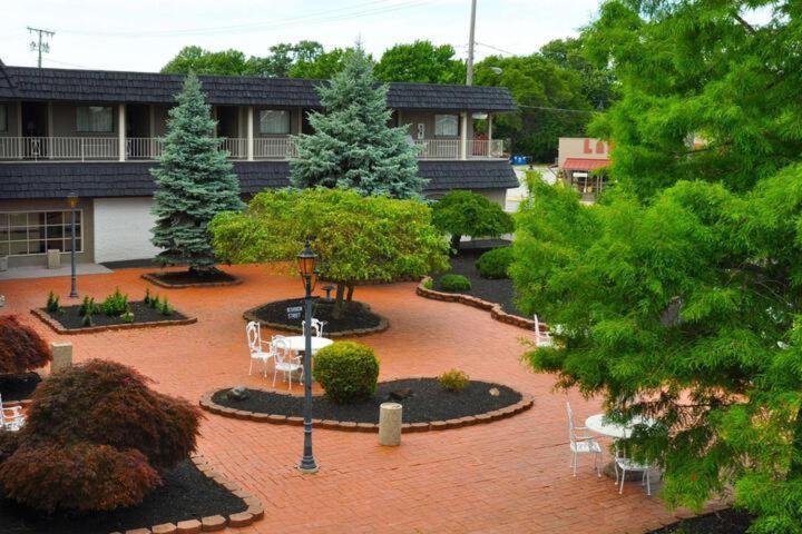 Avalon Inn 桑达斯基 外观 照片